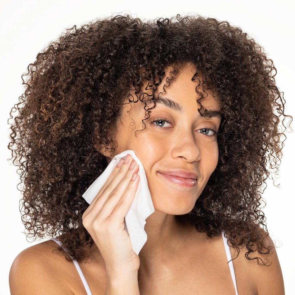 Neutrogena Makeup Remover Wipes, Daily Single Face Cleansing Towelettes, Makeup Removing Cleansing Wipes Removes Dirt & Oil, Alcohol-Free Face Towelettes, 20 ct